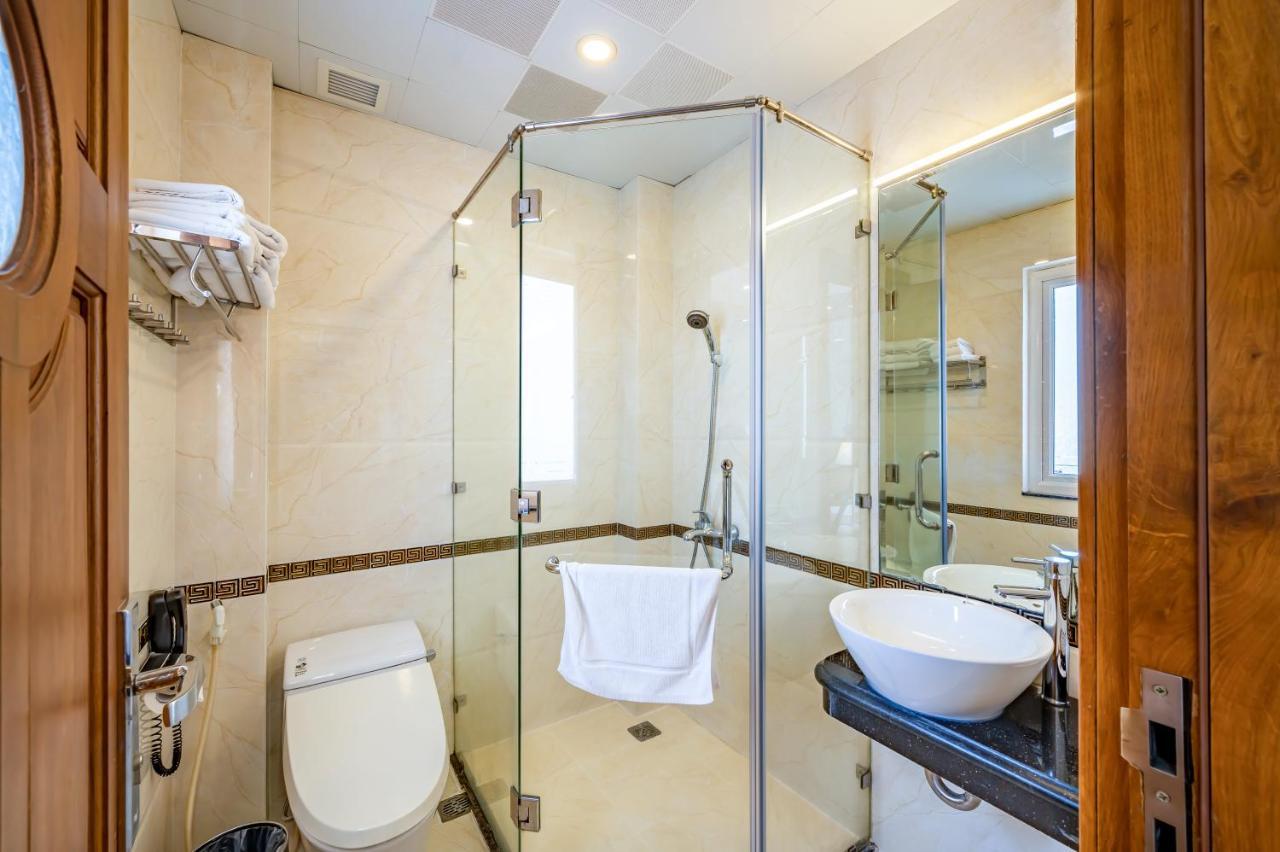 Acnos Grand Hotel Ho Chi Minh City Exterior photo
